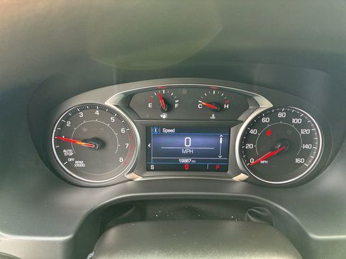 Used 2023 GMC Acadia SLE w/ Driver Convenience Package image 19