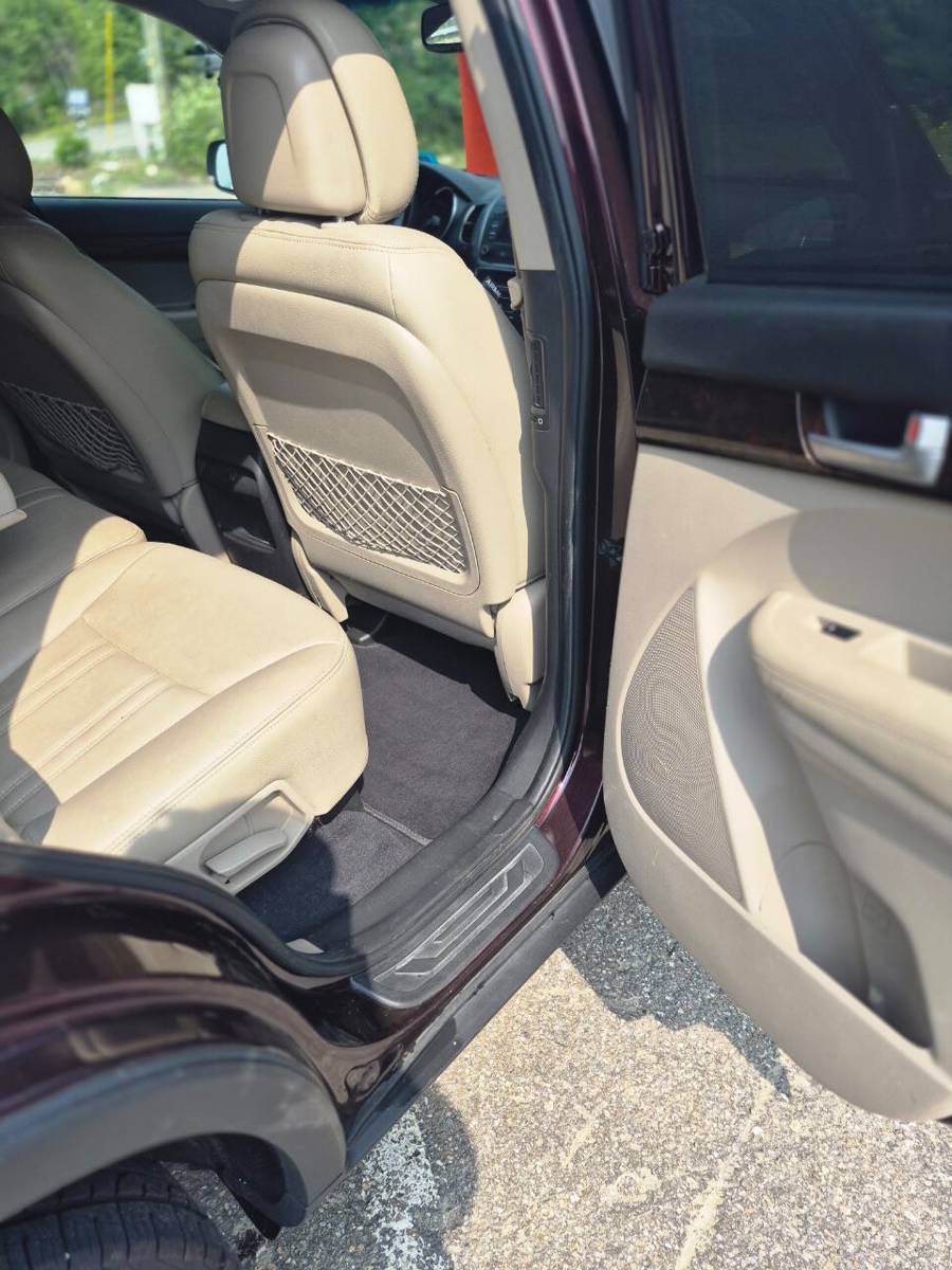 Used 2014 Kia Sorento LX w/ Premium Package AWD/4WD image 13