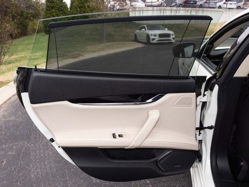 Used 2022 Maserati Quattroporte Modena image 45