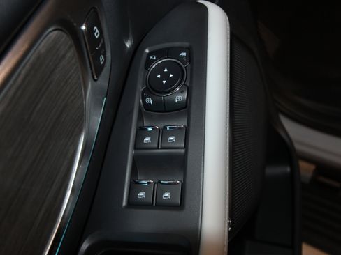 New 2026 Ford Expedition Platinum image 5