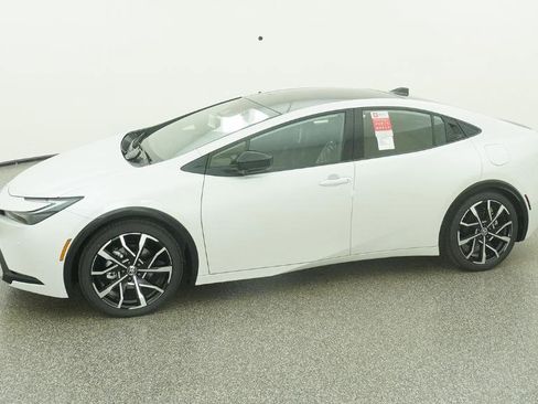 New 2026 Toyota Prius Plug-In Hybrid image 18