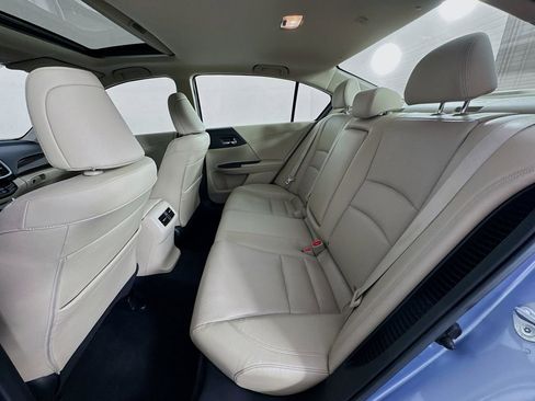 Used 2017 Honda Accord Touring image 26