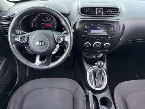 Used 2019 Kia Soul image 17