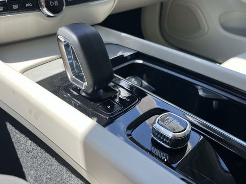 New 2026 Volvo V60 B5 Cross Country Plus w/ Protection Package Premier image 19