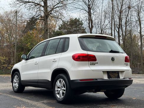 Used 2012 Volkswagen Tiguan S AWD/4WD image 4