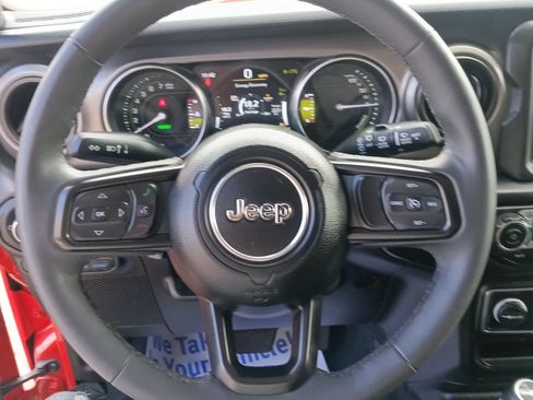 Used 2023 Jeep Wrangler Unlimited w/ Cold Weather Group AWD/4WD image 11