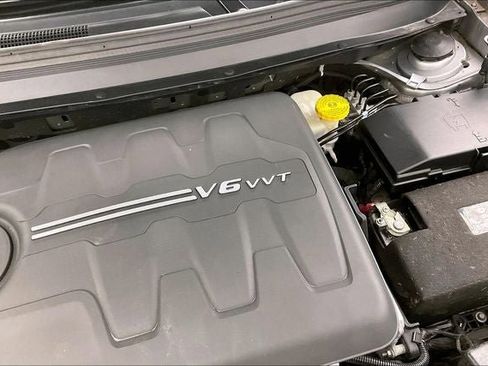 Used 2017 Jeep Cherokee Limited w/ Luxury Group image 30