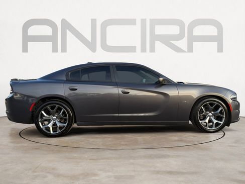 Used 2016 Dodge Charger R/T w/ Navigation & Travel Group image 12