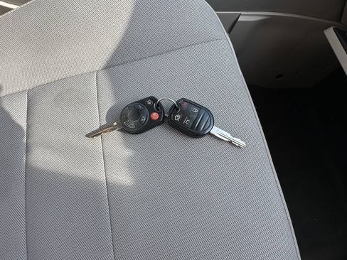 Used 2012 Ford Escape XLT FWD image 23