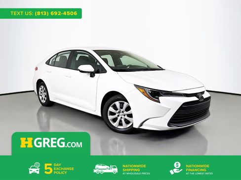 Used 2024 Toyota Corolla LE FWD image 1