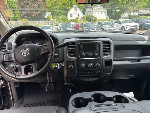 Used 2018 RAM 2500 Tradesman w/ Chrome Appearance Group AWD/4WD image 25