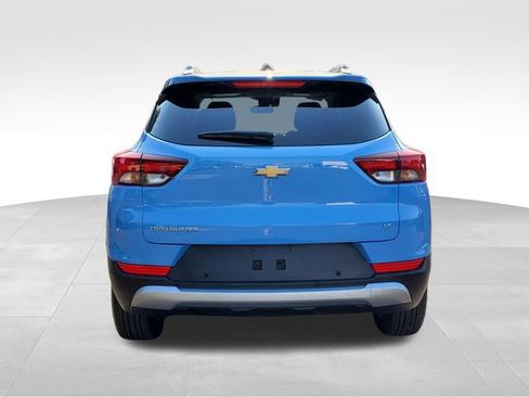 Certified 2024 Chevrolet TrailBlazer LT w/ LT Cold Weather Package FWD image 4