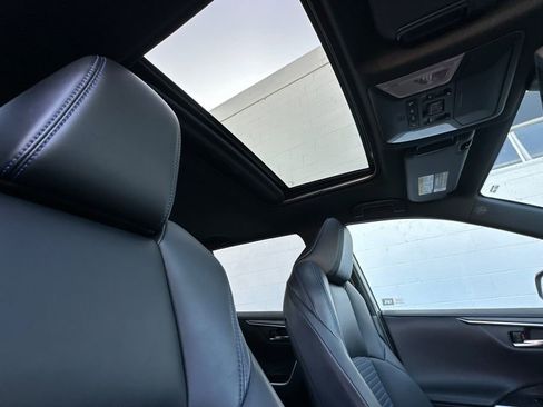 Used 2021 Toyota RAV4 XSE image 17