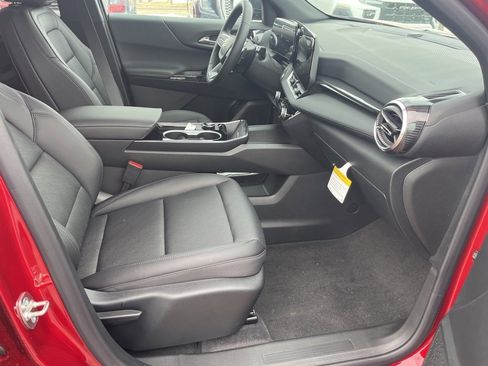 New 2026 Chevrolet Equinox LT w/ Convenience Package II image 13