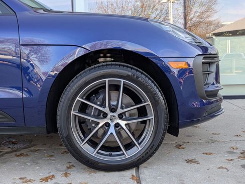 New 2026 Porsche Macan image 11