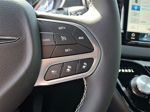 New 2026 Chrysler Voyager LX image 12