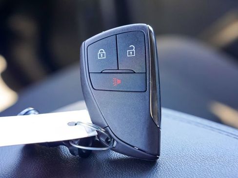 Used 2025 GMC Canyon Elevation image 37