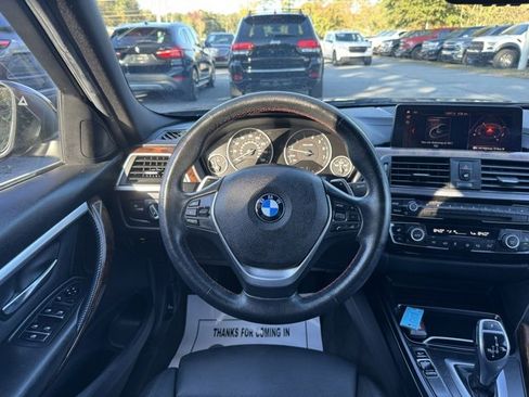 Used 2018 BMW 330i xDrive Sedan image 19
