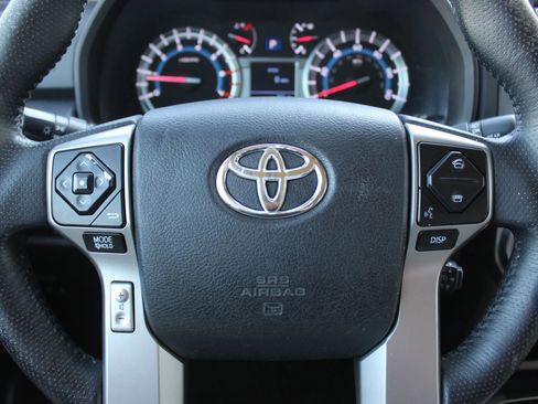 Used 2014 Toyota 4Runner SR5 Premium image 16