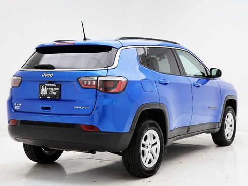 Used 2019 Jeep Compass Sport w/ Cold Weather Group image 9