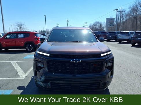 Used 2024 Chevrolet Traverse RS w/ LPO, Floor Liner Package image 3