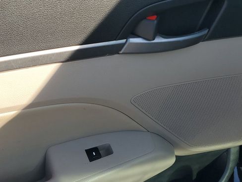 Used 2017 Hyundai Elantra Value Edition image 47