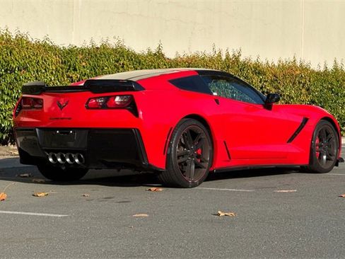 Used 2017 Chevrolet Corvette Stingray Coupe image 4