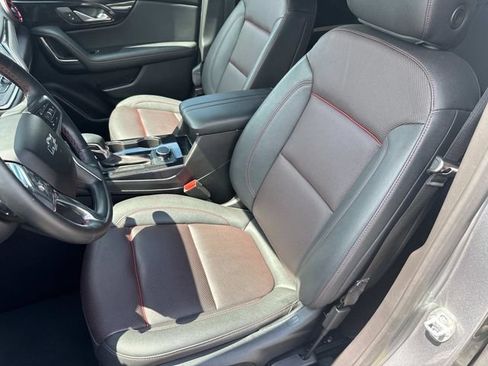 Used 2025 Chevrolet Blazer RS FWD image 25