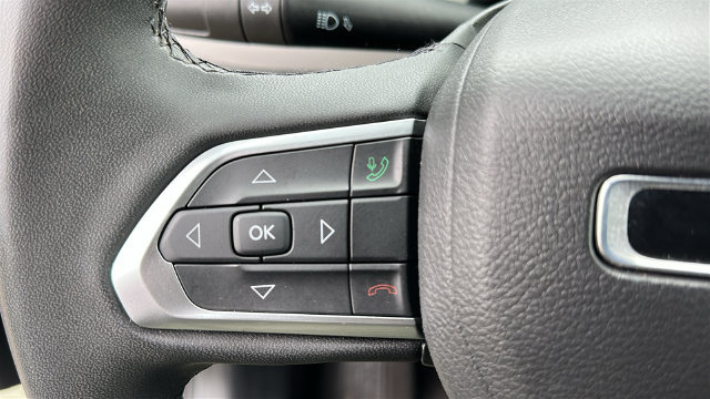 Used 2024 Jeep Compass Limited AWD/4WD image 11