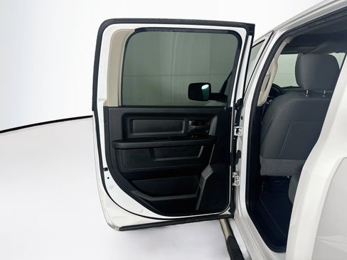 Used 2019 RAM 1500 Tradesman w/ Chrome Plus Package AWD/4WD image 25