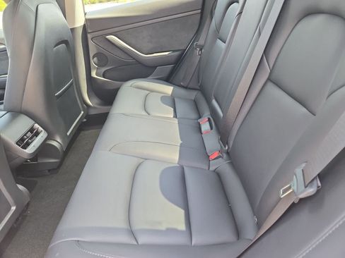 Used 2023 Tesla Model 3 Standard Range RWD image 17