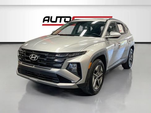 Used 2025 Hyundai Tucson SEL AWD/4WD image 3