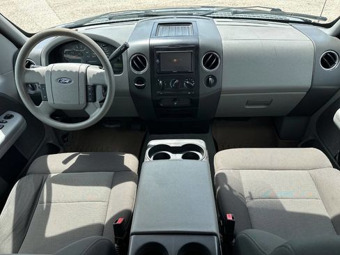 Used 2005 Ford F150 XLT RWD image 15