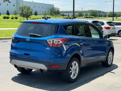 Used 2017 Ford Escape SE w/ SE Cold Weather Package FWD image 6