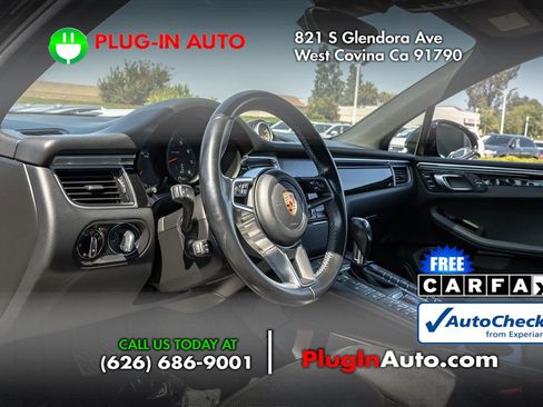 Used 2018 Porsche Macan AWD/4WD image 6