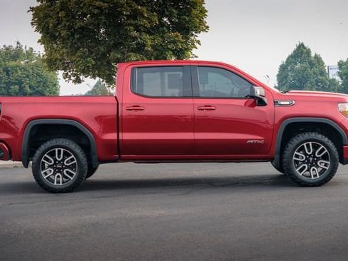 Used 2021 GMC Sierra 1500 AT4 w/ AT4 Premium Package AWD/4WD image 5