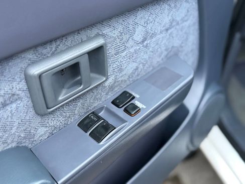 Used 2000 Toyota Tacoma 4x4 Xtracab image 92