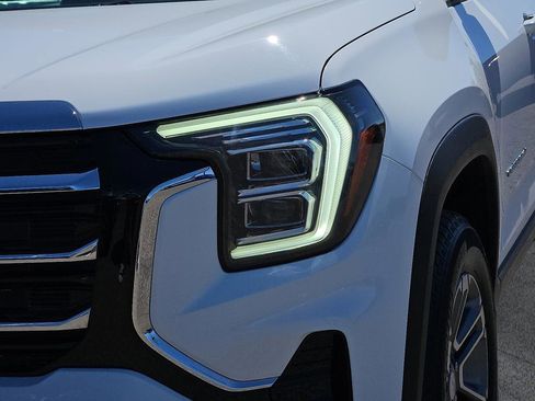 Used 2026 GMC Terrain Elevation image 7