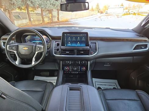 Used 2024 Chevrolet Tahoe Premier image 3