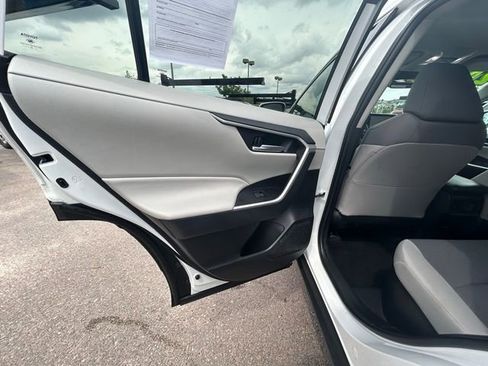 Used 2024 Toyota RAV4 XLE image 20