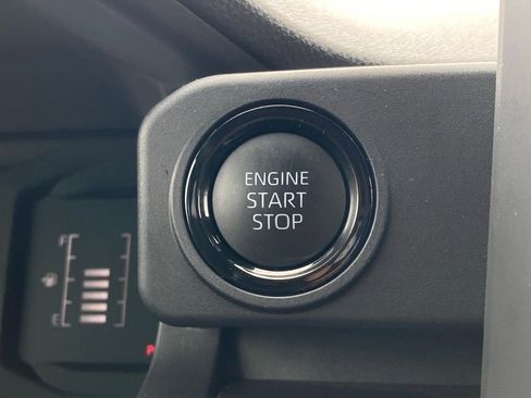 Used 2025 Toyota Tacoma SR5 image 17