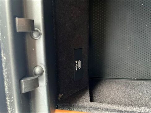 Used 2022 BMW X7 xDrive40i w/ Premium Package image 33