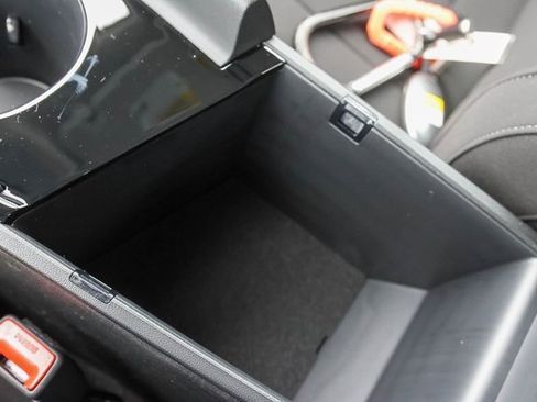 New 2025 Hyundai Elantra Blue image 13