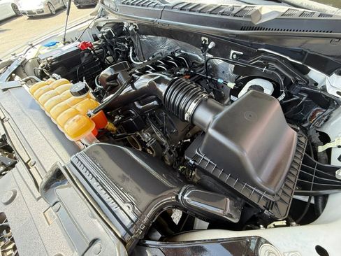Used 2016 Ford F150 XLT w/ Equipment Group 302A Luxury AWD/4WD image 23