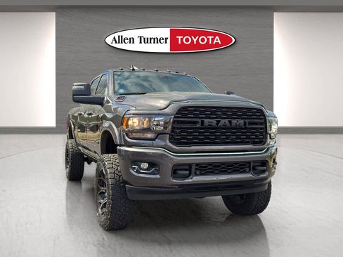 Used 2023 RAM 2500 Big Horn w/ Level B Equipment Group image 2