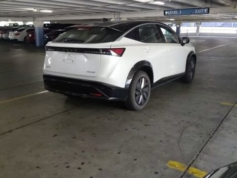 Used 2023 Nissan Ariya FWD image 5