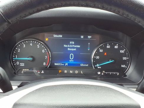 Used 2024 Ford Explorer XLT w/ Equipment Group 202A AWD/4WD image 23