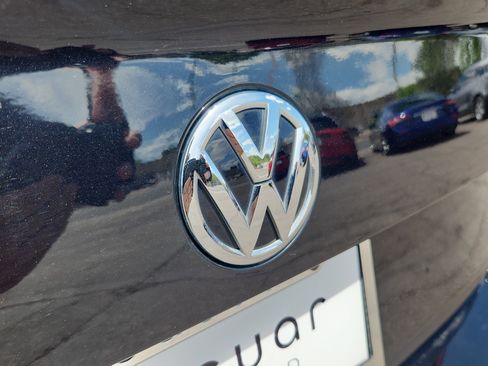Used 2019 Volkswagen Jetta GLI FWD image 18