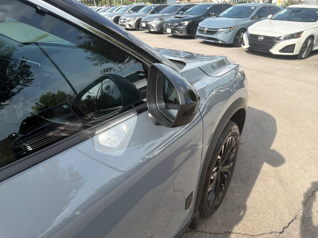 Used 2026 Nissan Rogue Dark Armor FWD image 38