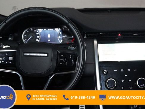 Used 2023 Land Rover Discovery Sport SE R-Dynamic image 5